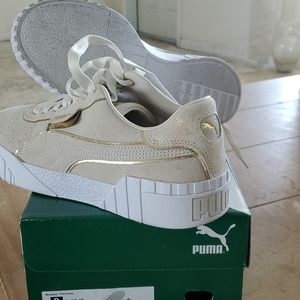 Women's Puma Sneakers